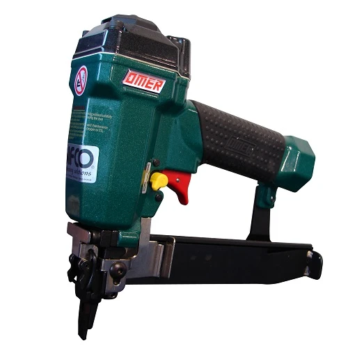 90.32 OMER® 18 Gauge Air Stapler with a Top Loading Magazine Medium Size